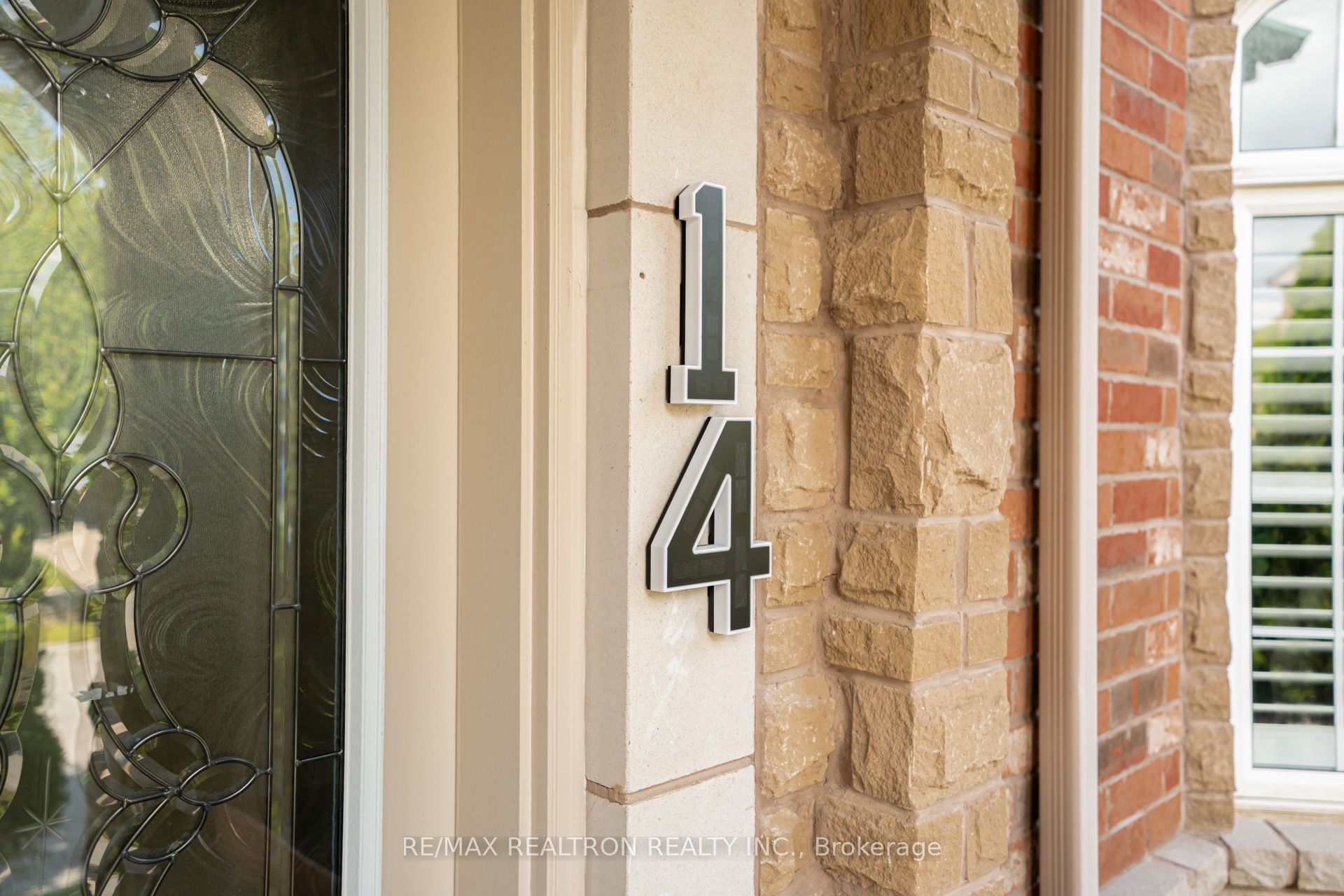 14 Kentview Crescent
