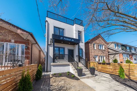 82 Pritchard Avenue Toronto ON M6N 1T3