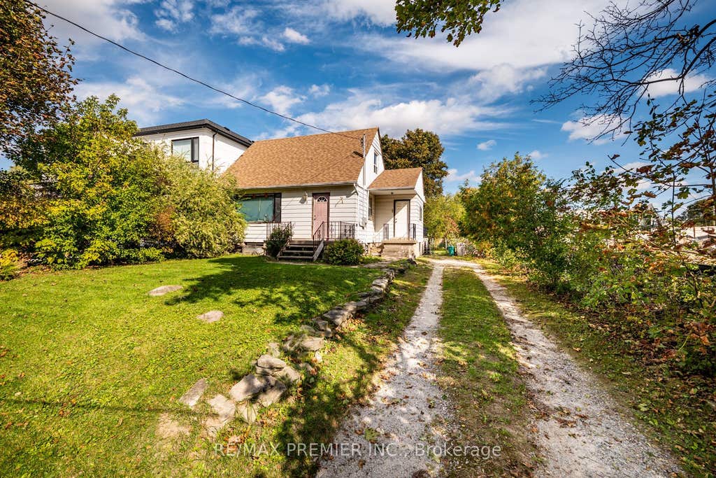 Photo of Richmond Hill, ON L4E 2W4 (MLS # N13652906)