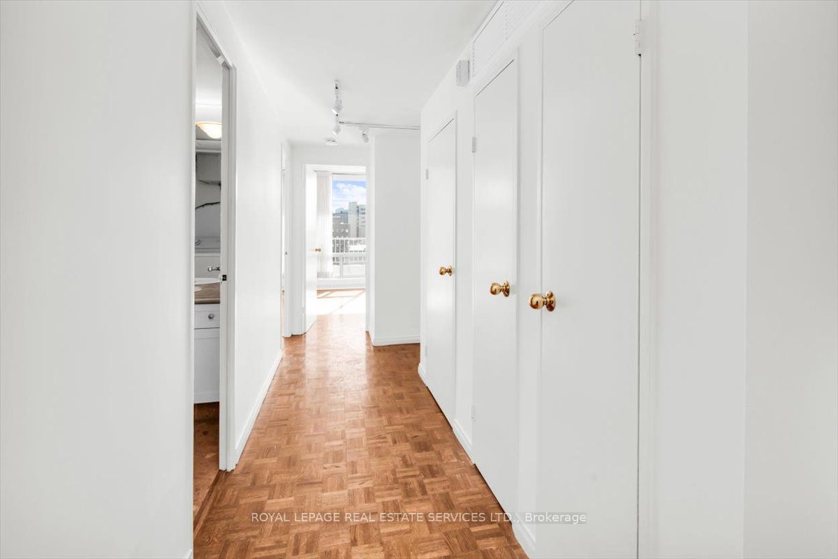 190 St George Street 1005