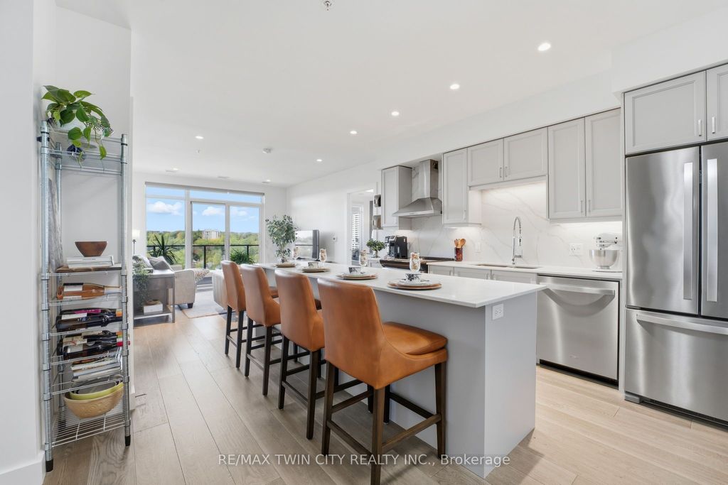 Photo of 15 Glebe Street #1410, Cambridge, ON N1S 0C3 (MLS # X12457841)
