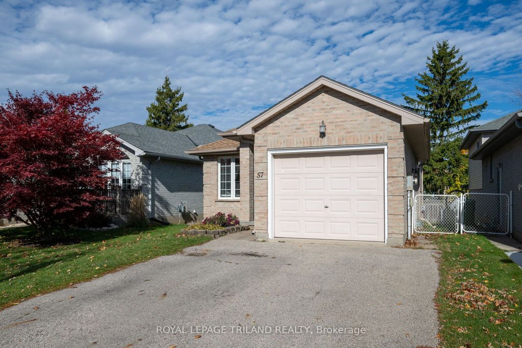 Photo of 57 Axford Parkway, St. Thomas, ON N5R 6E7 (MLS # X12514052)