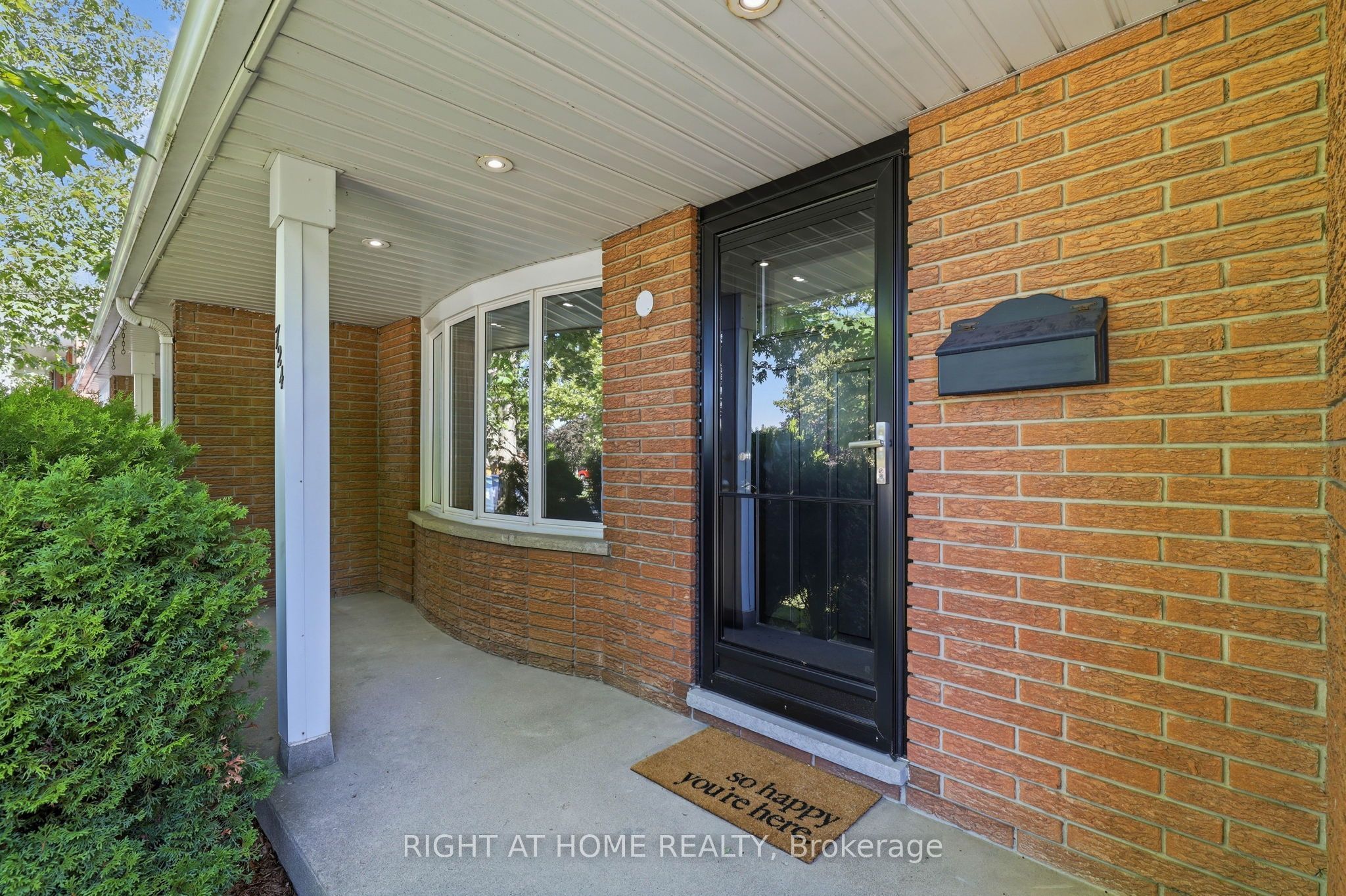 724 Notre Dame Drive