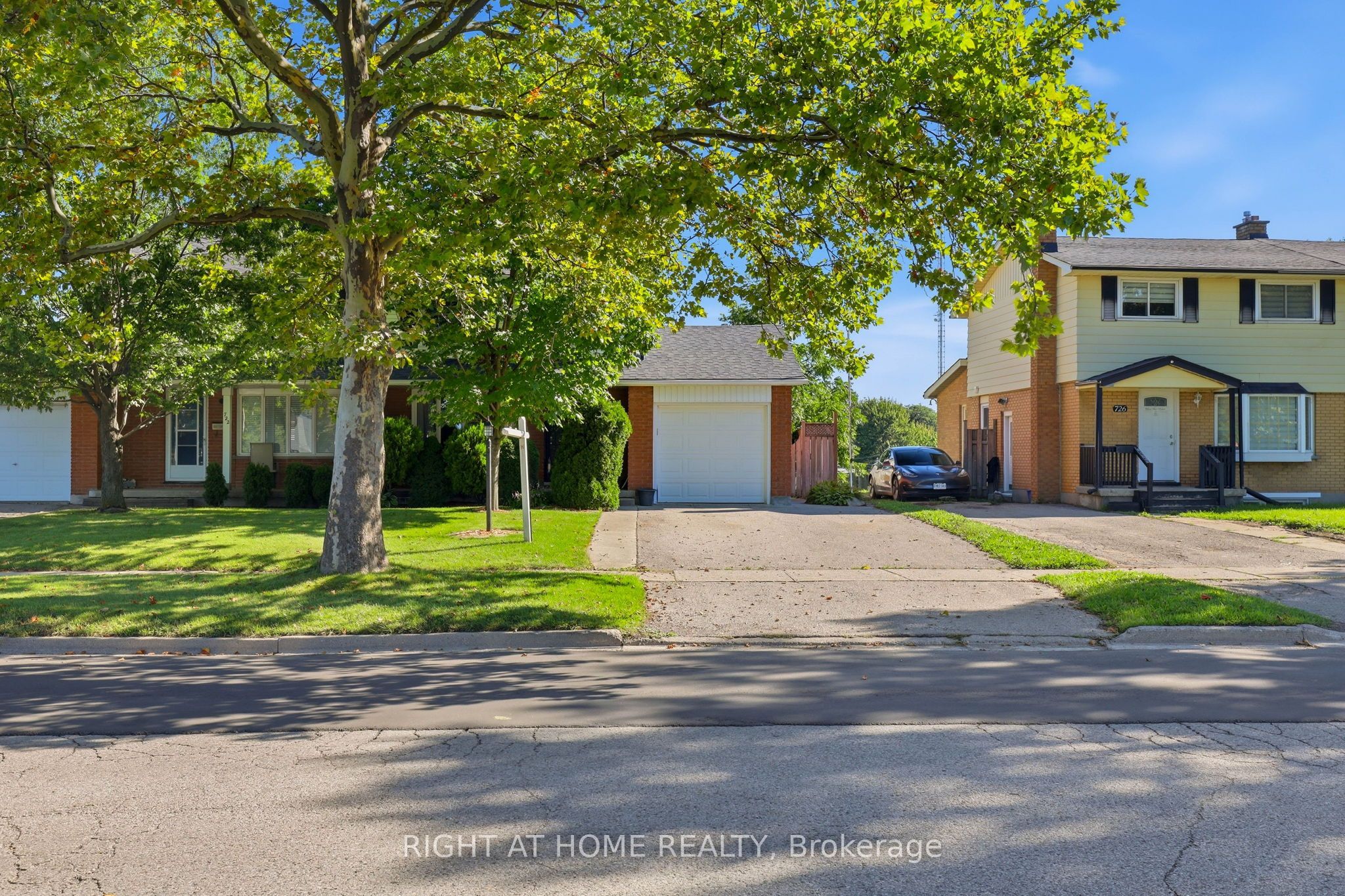724 Notre Dame Drive