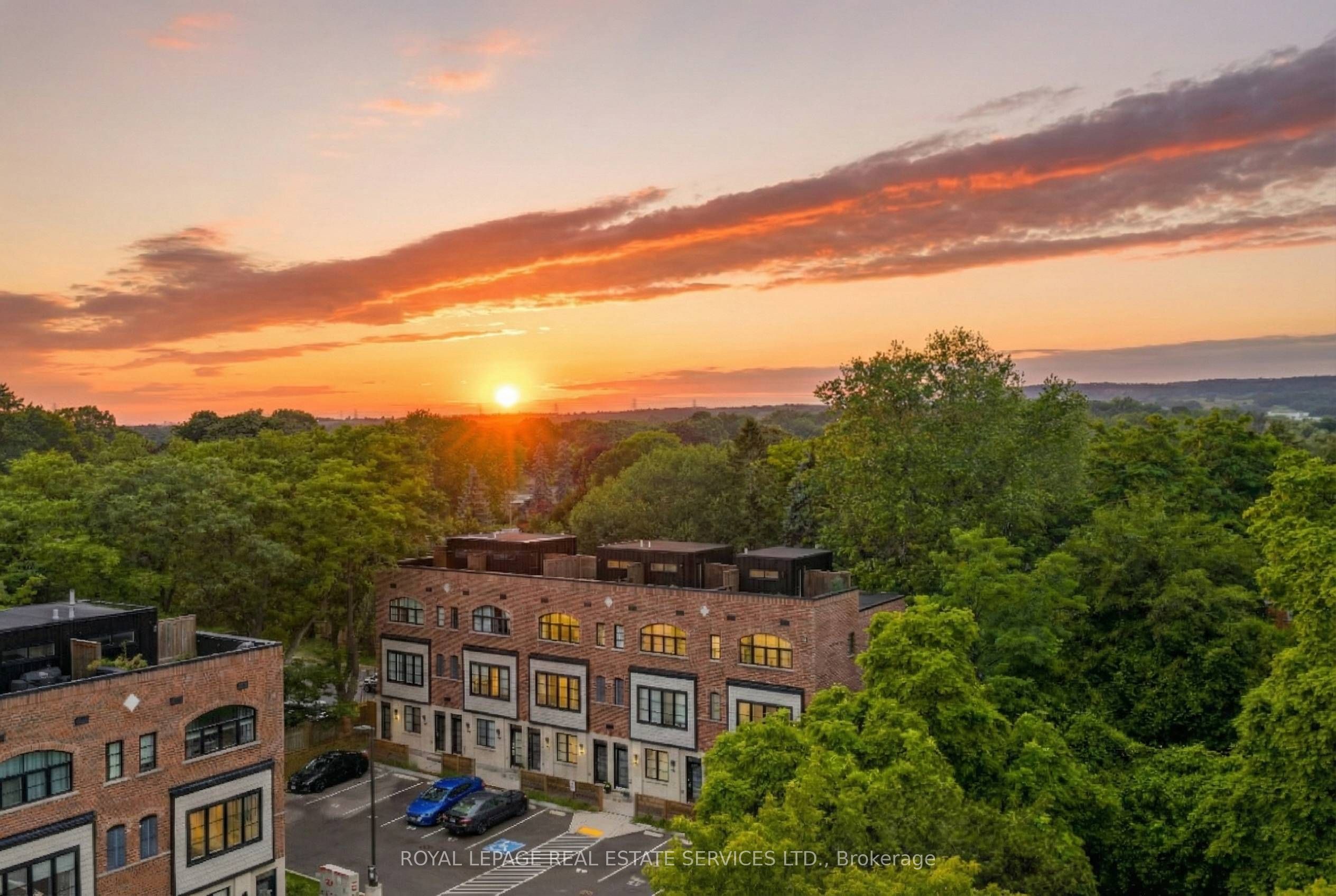 405 Plains Road E 22