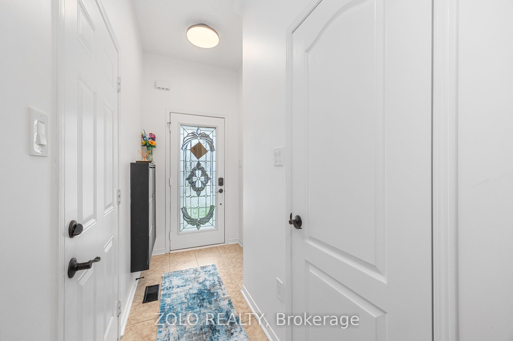 79 Crystalview Crescent S
