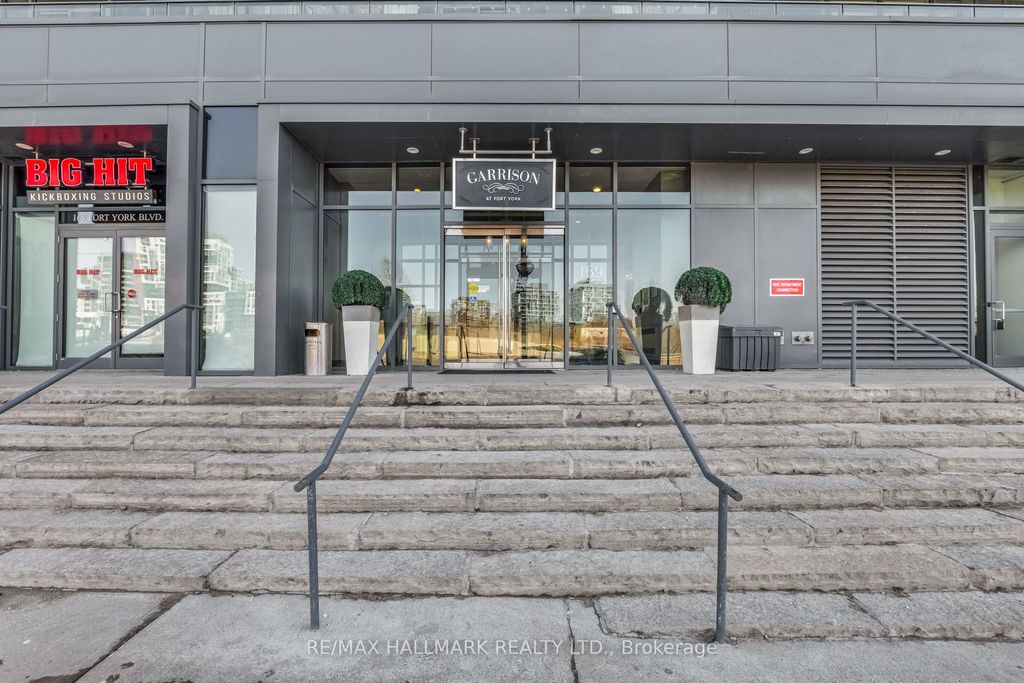 Photo of 169 Fort York Boulevard #913, Toronto, ON M5V 0C8 (MLS # C13006518)