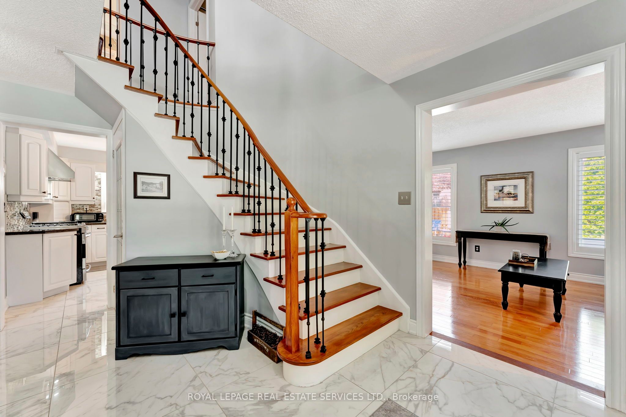 1109 Sheltered Oak Court