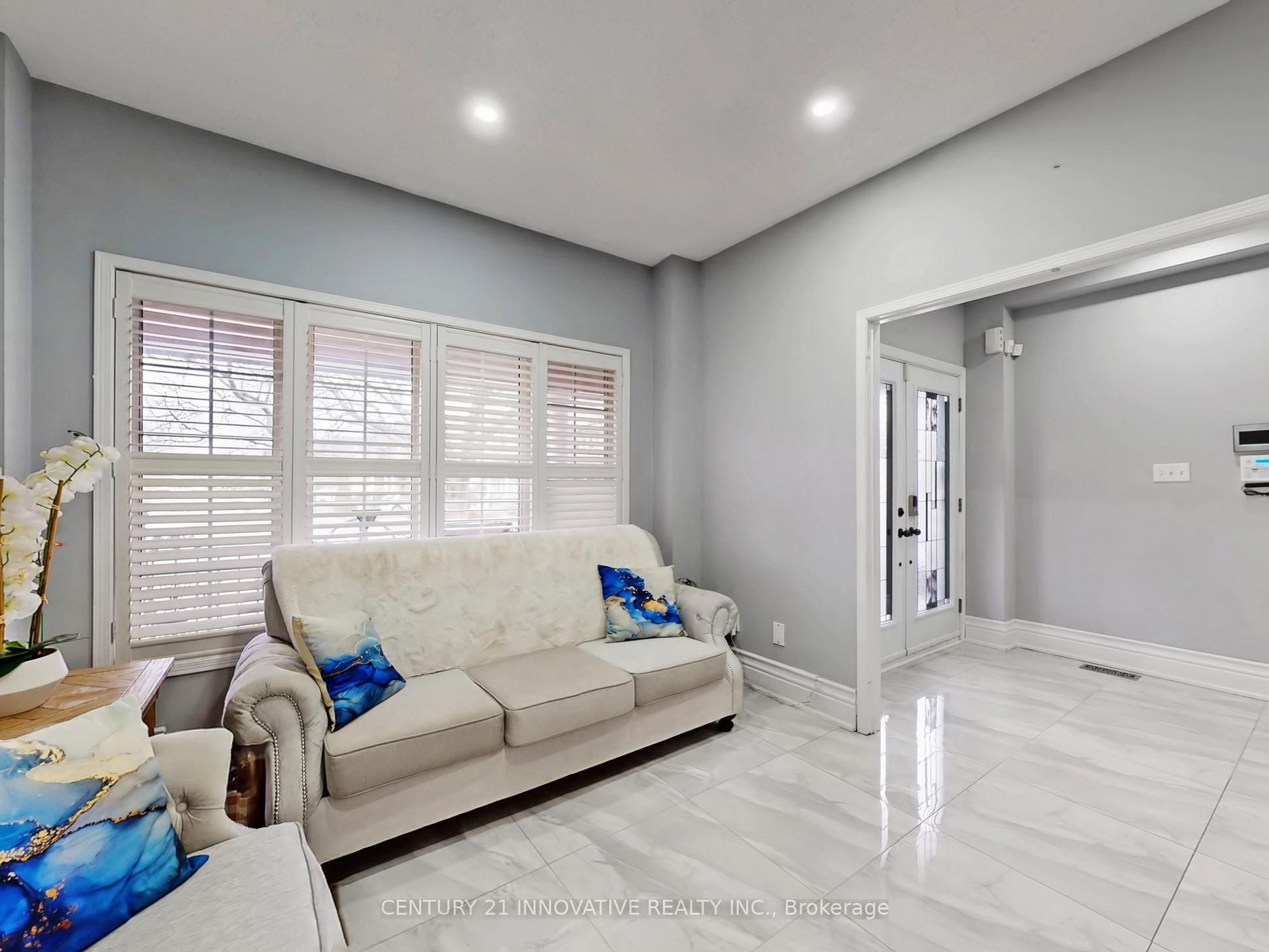 9 Heatherdale Drive