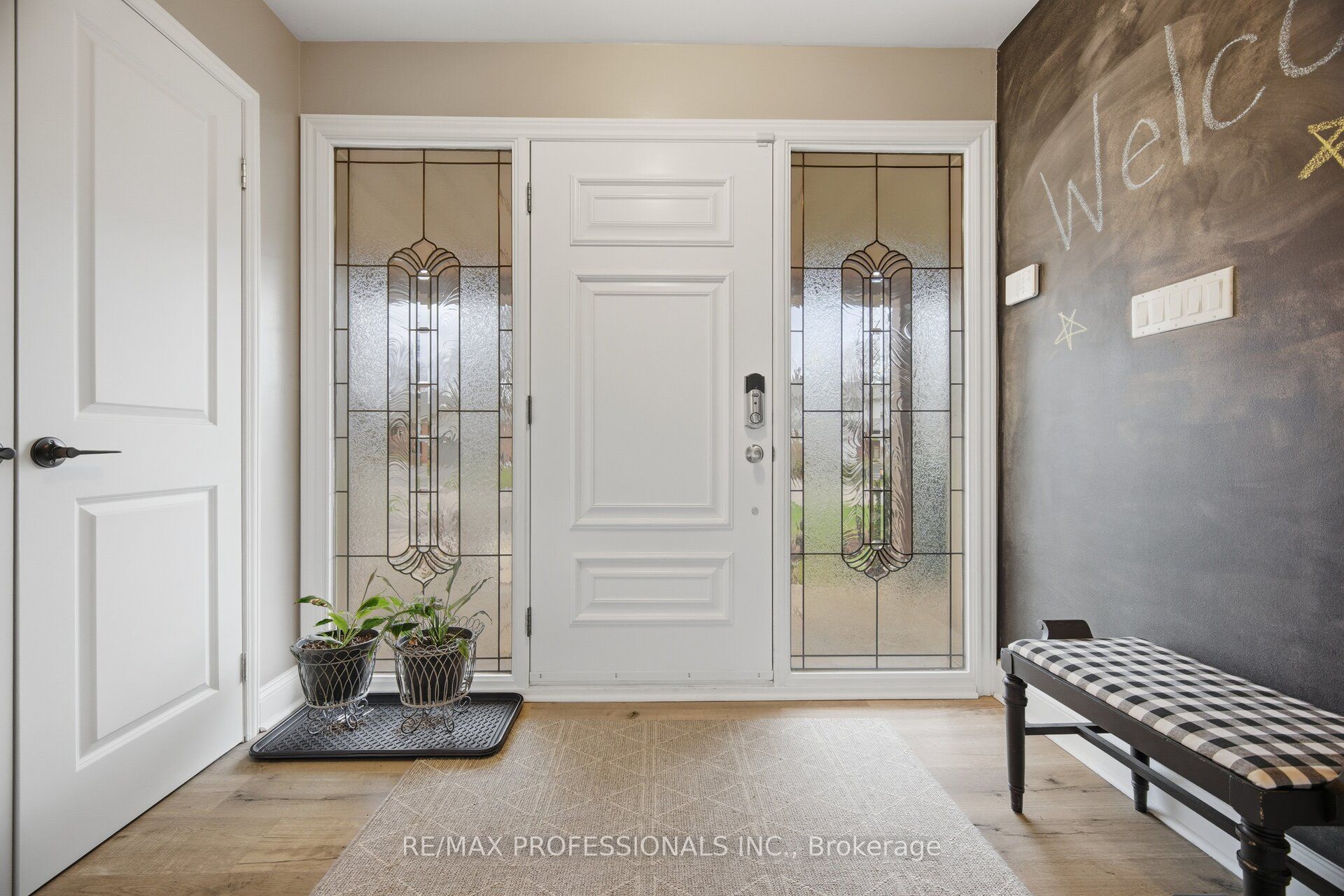 16 Cherry Post Crescent