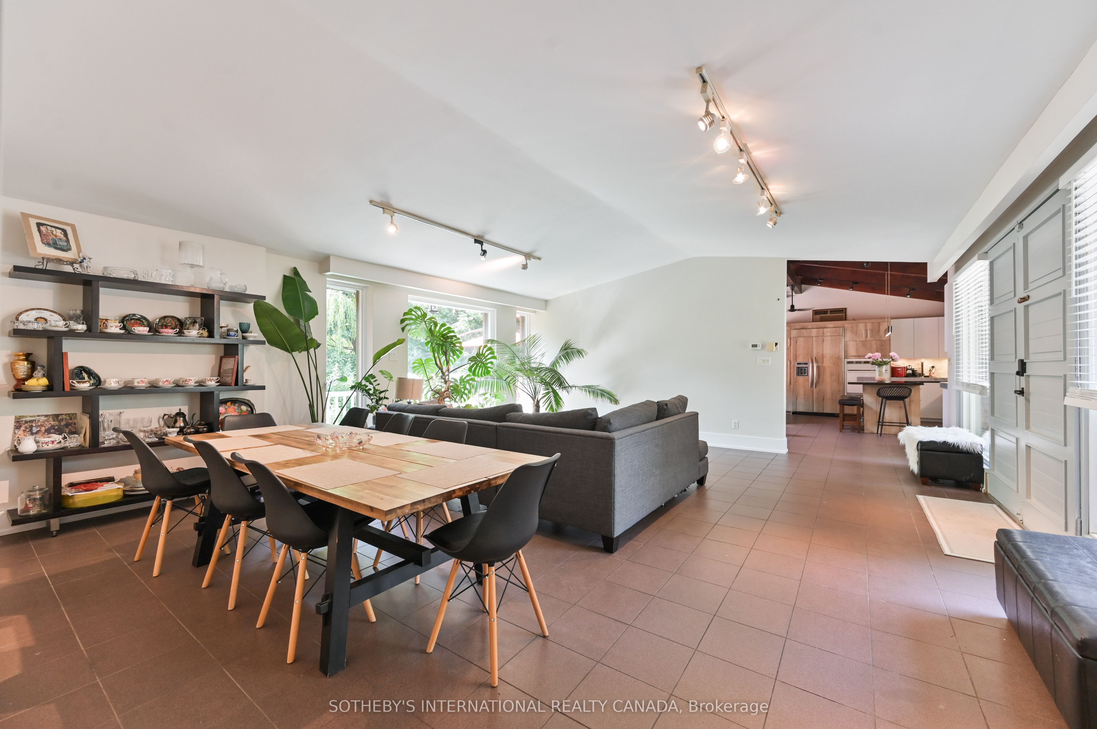 130 Monsheen Drive