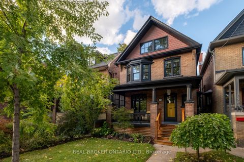 156 Galley Avenue Toronto ON M6R 1H1