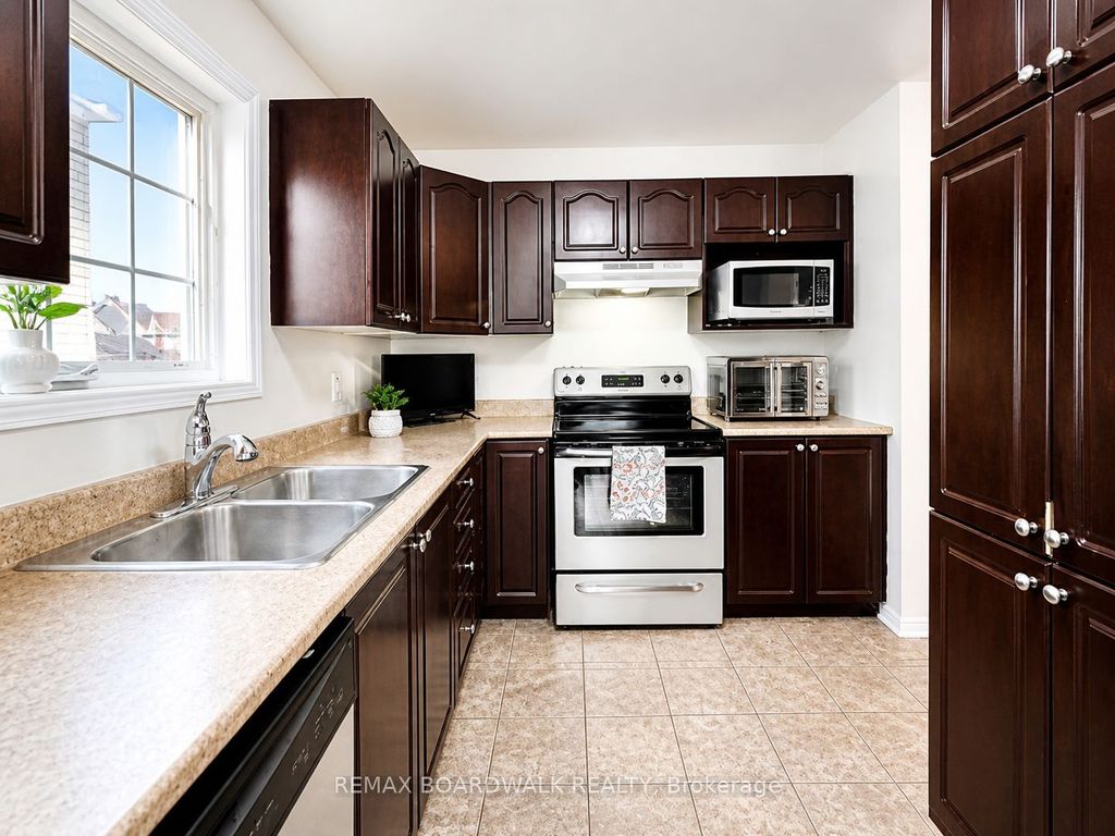 Photo of 240 Eliot Street, Clarence-Rockland, ON K4K 0E6 (MLS # X12992452)