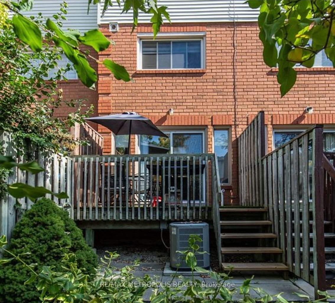 3895 Doug Leavens Boulevard 39
