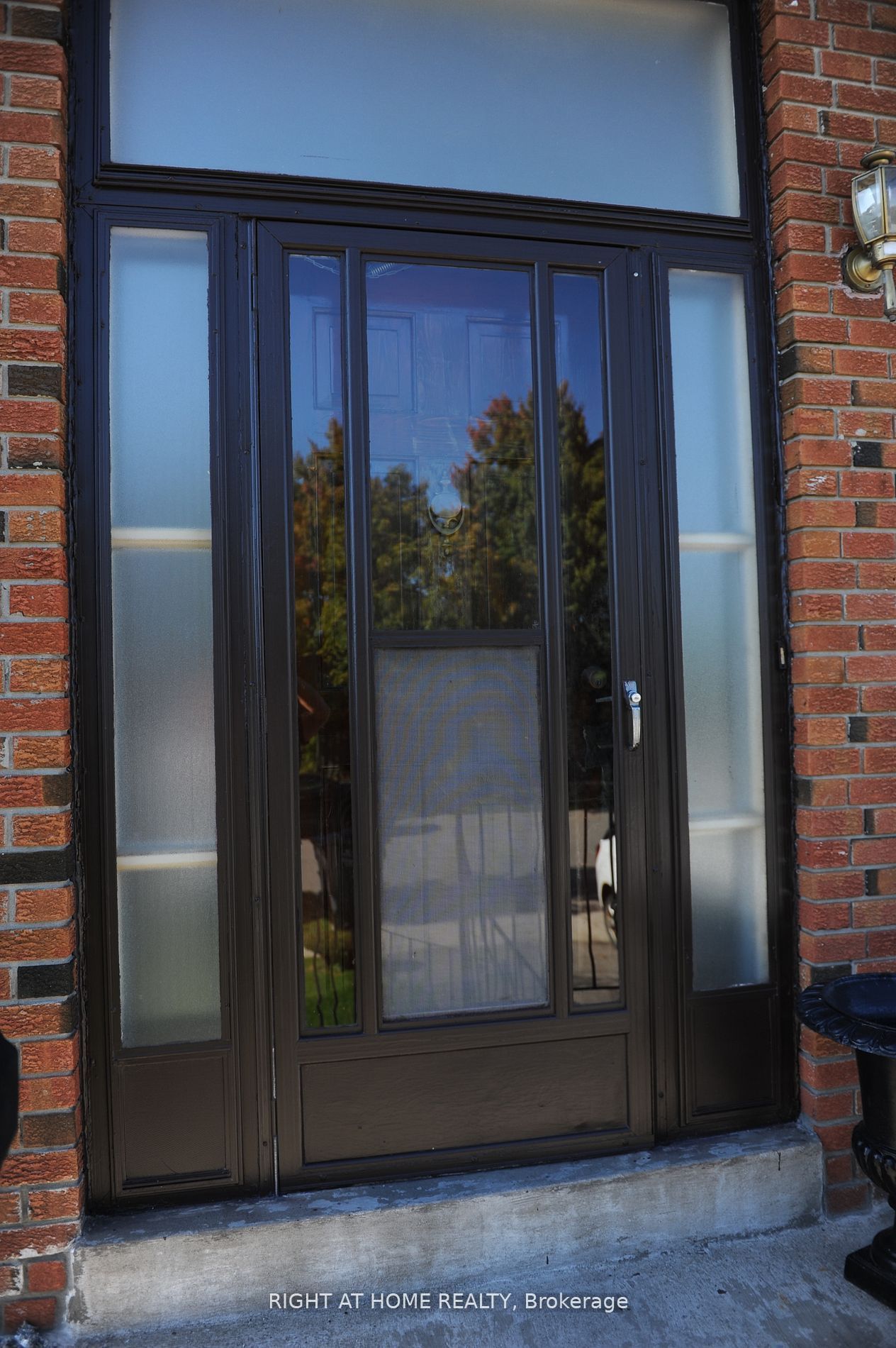 1618 Corkstone Glade Upper