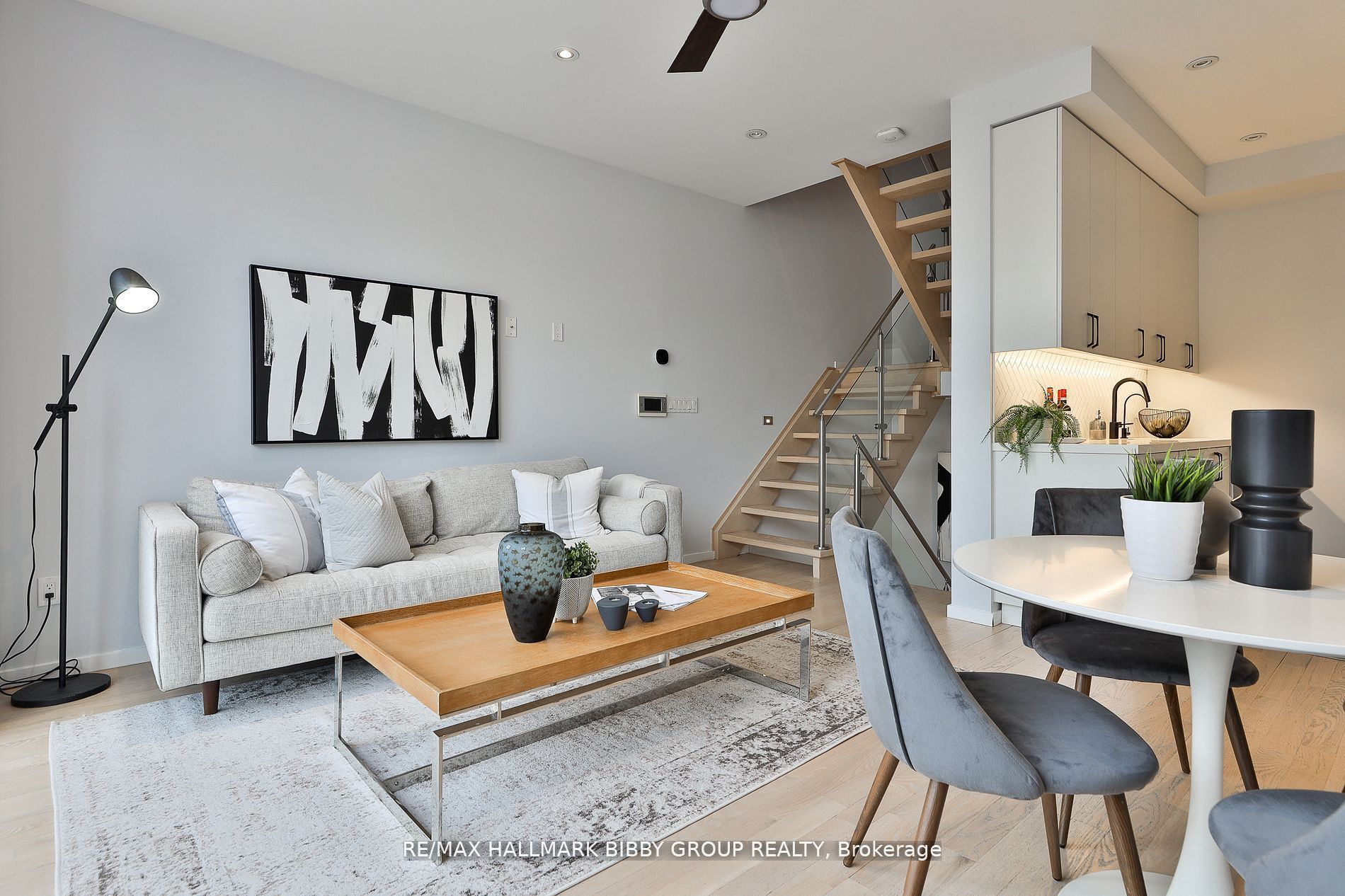 126 Spadina Road 4