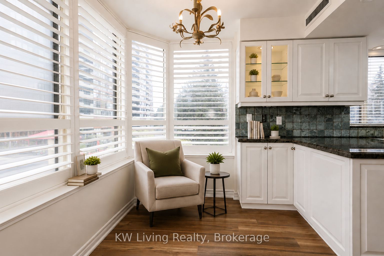 33 Weldrick Road E 210