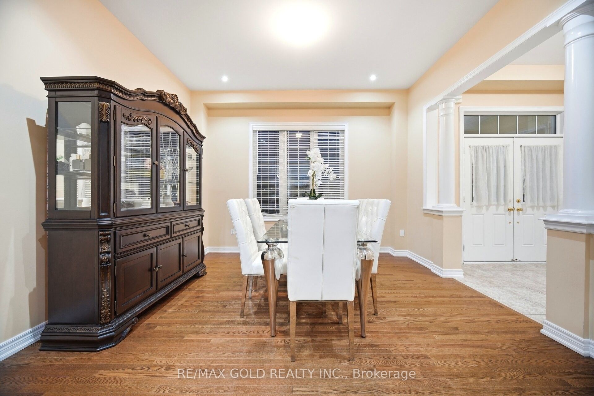 26 Drummondville Drive