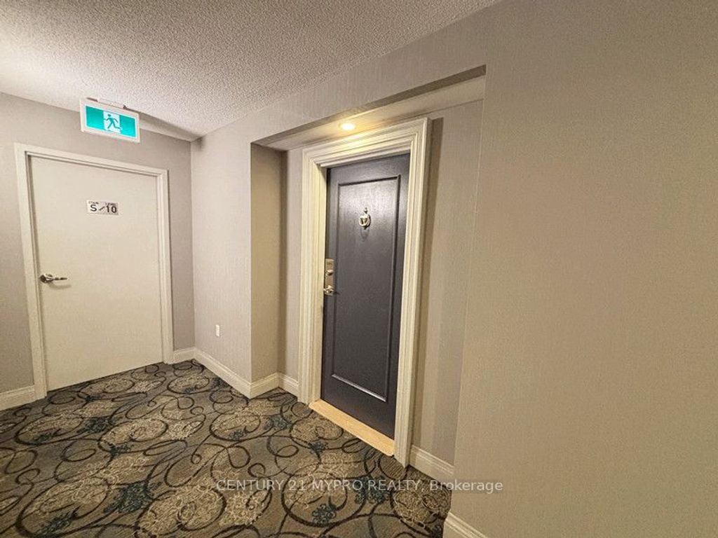 Photo of 355 Rathburn Road E #1001, Mississauga, ON L4Z 1H4 (MLS # W12697860)
