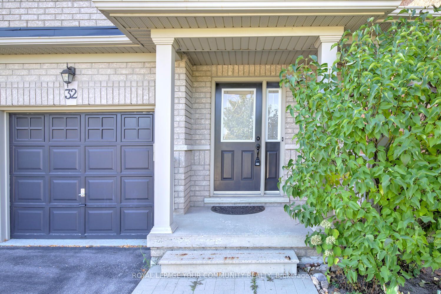 32 Black Maple Crescent