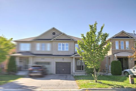 32 Black Maple Crescent Vaughan ON L6A 0P6