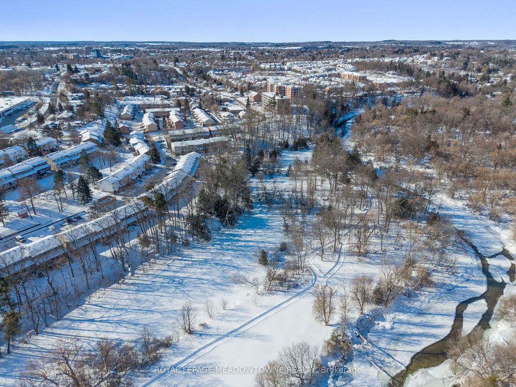 Photo of 51 Lynden Circle, Halton Hills, ON L7G 4Y7 (MLS # W12751282)