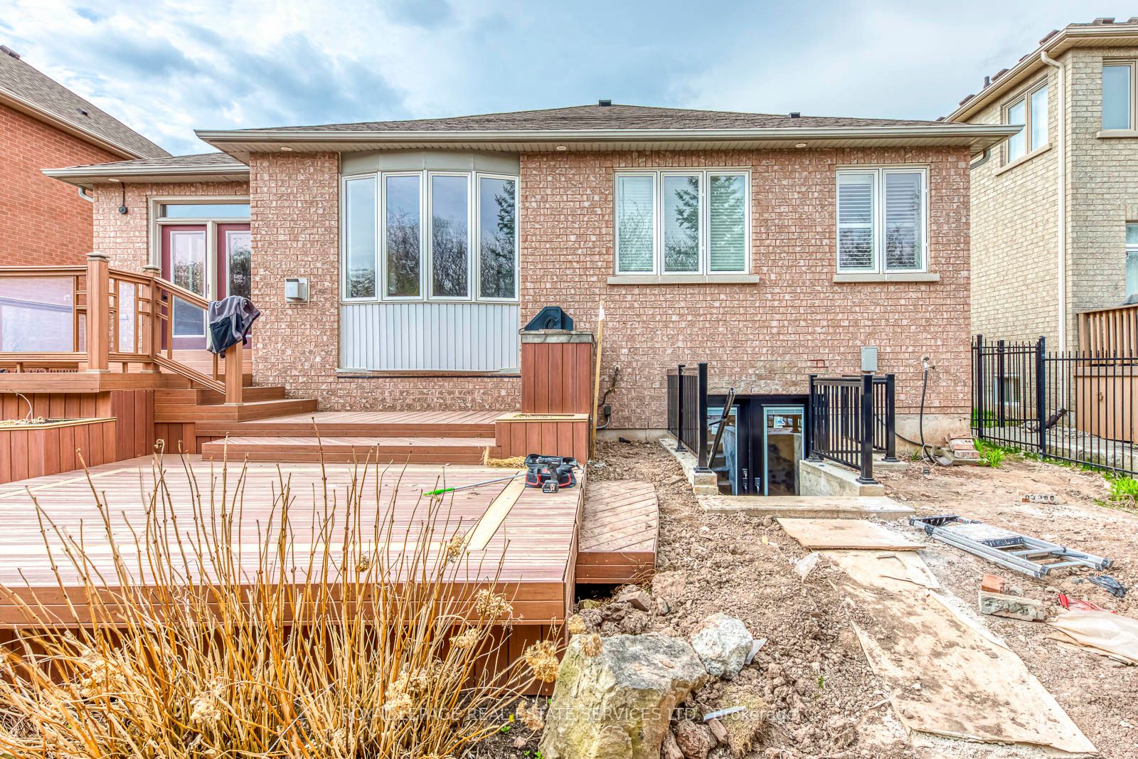 1492 Pinery Crescent Basement