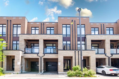 53 Benoit Street Vaughan ON L4H 4R3