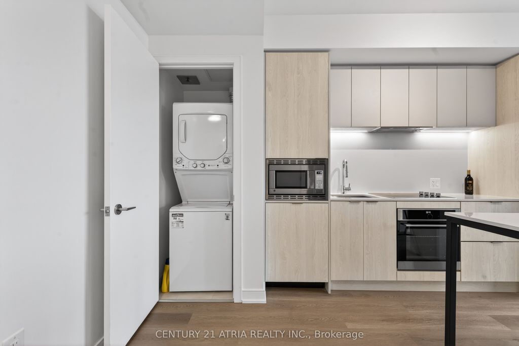 Photo of 3009 Novar Road #1418, Mississauga, ON L5B 0P9 (MLS # W12648216)