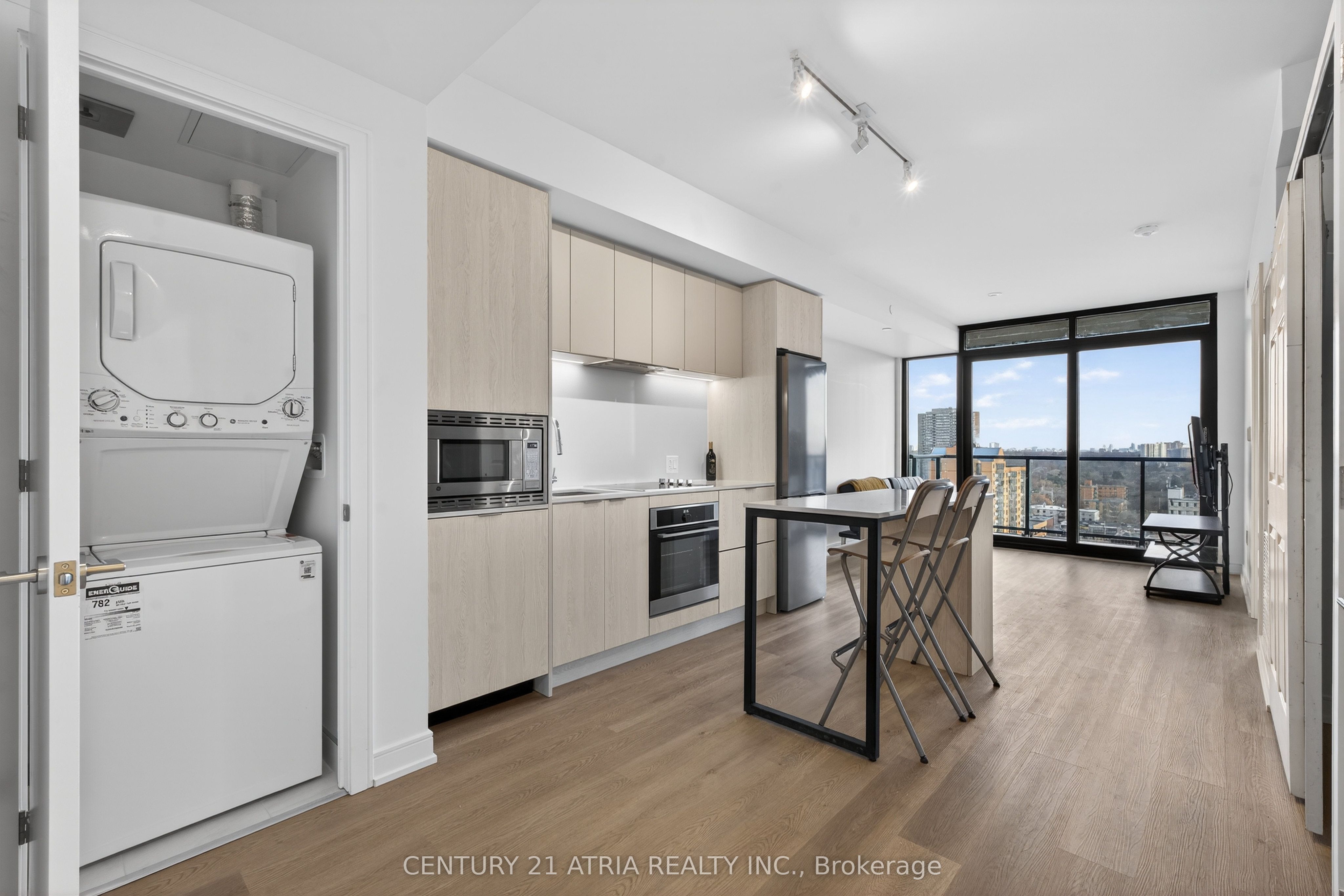 3009 Novar Road 1418