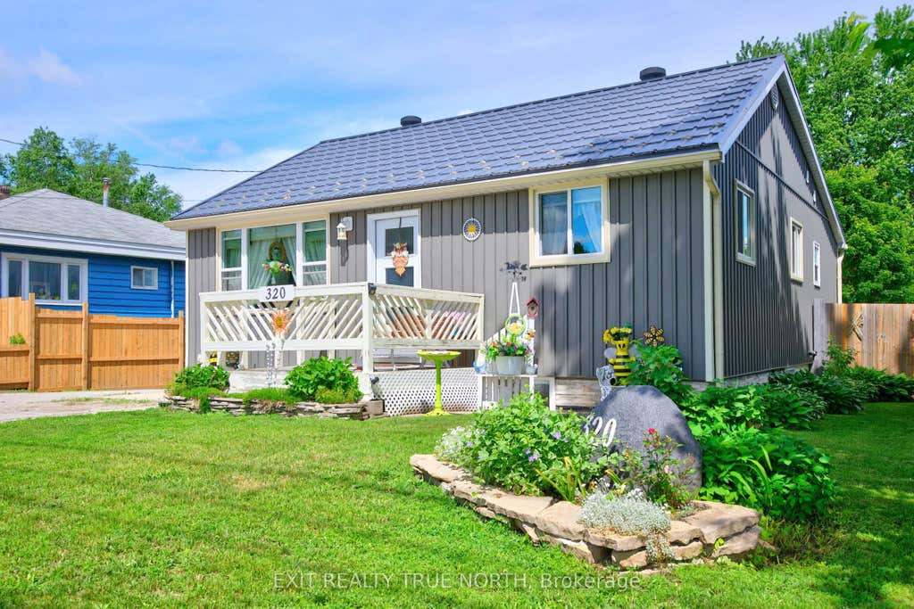 Photo of 320 Yonge Street, Midland, ON L4R 2B3 (MLS # S13453818)