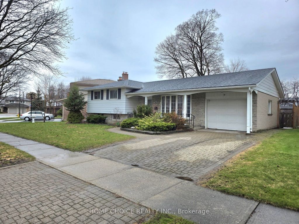 Photo of 130 Champlain Crescent, Kitchener, ON N2B 2Y6 (MLS # X13114682)