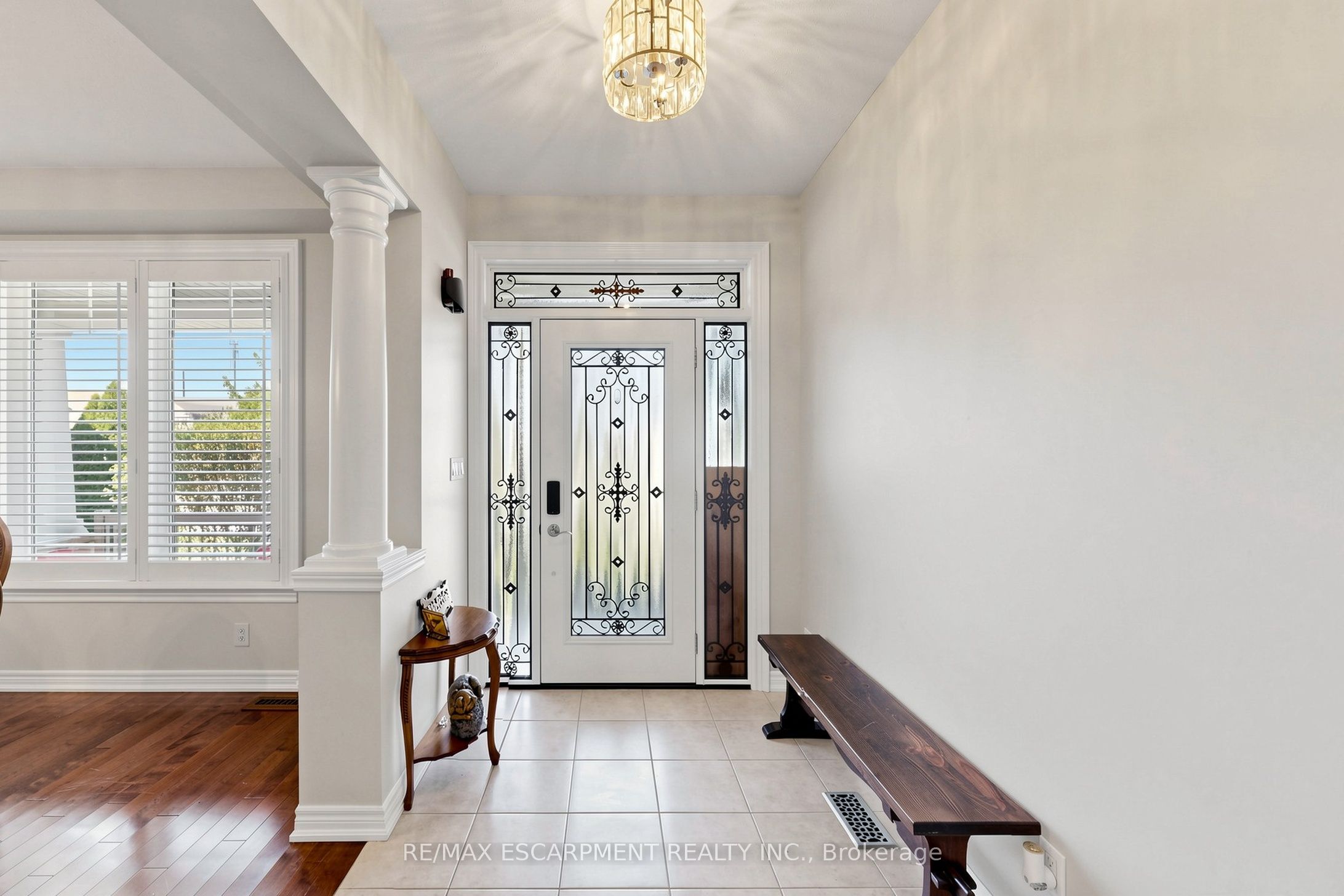 18 GATEWAY Avenue
