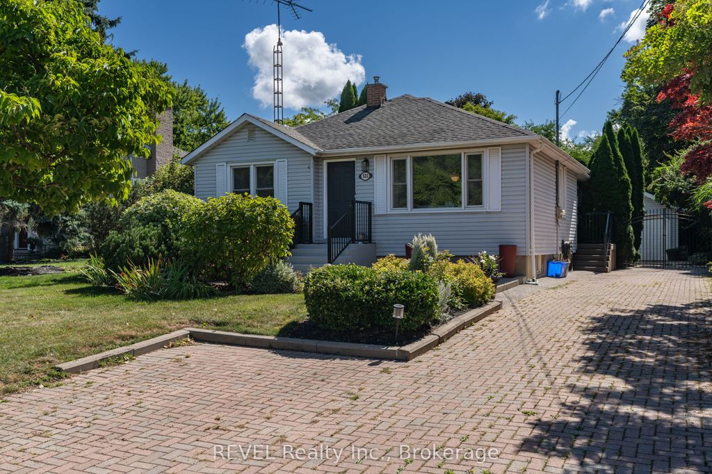 Photo of 522 Mississagua Road, Niagara-on-the-Lake, ON L0S 1J0 (MLS # X12974746)
