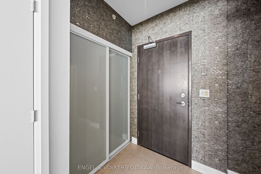 Photo of 1035 Bank Street #110, Glebe - Ottawa East and Area, ON K1S 5K3 (MLS # X12773982)