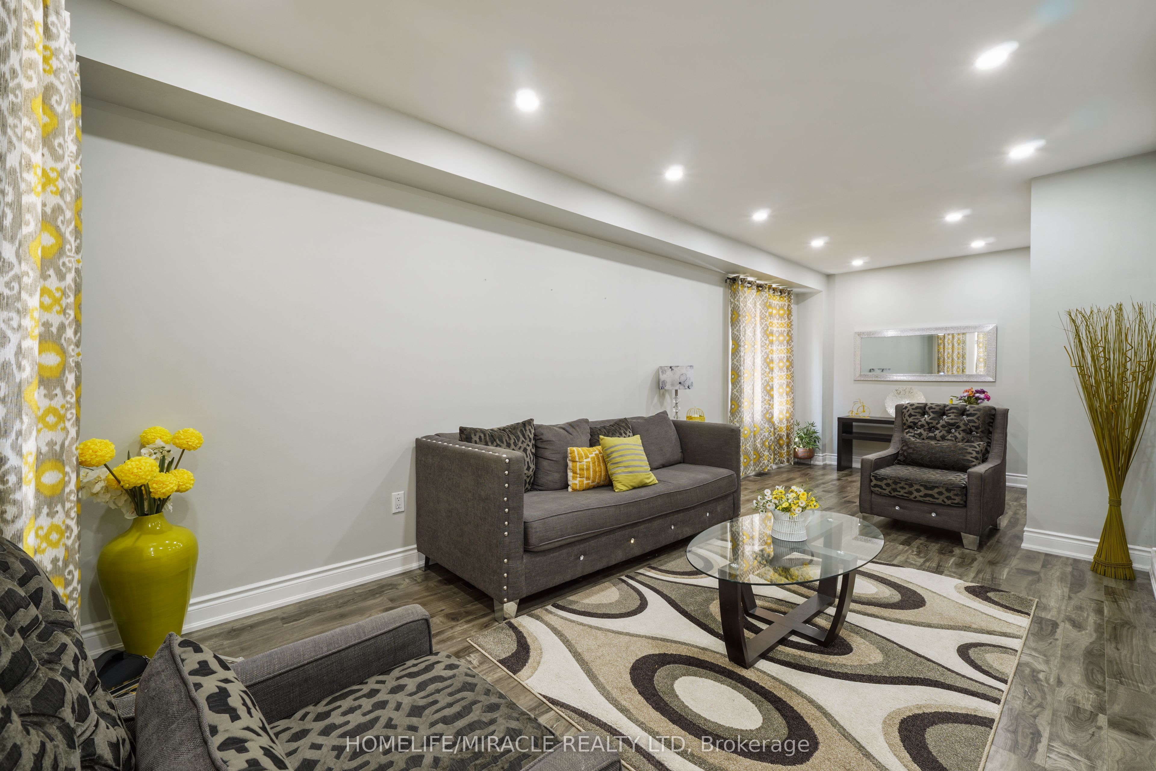 18 Prairie Rose Circle