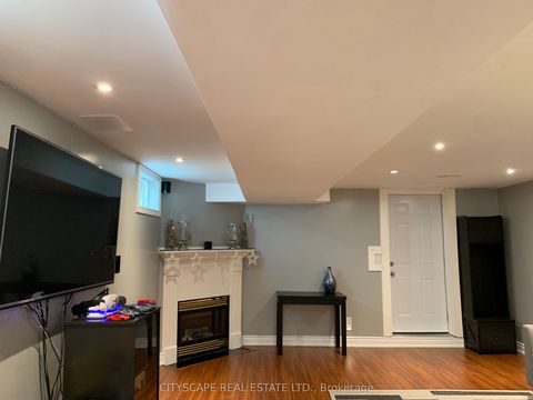 7122 Para Place Mississauga ON L5W 1L5