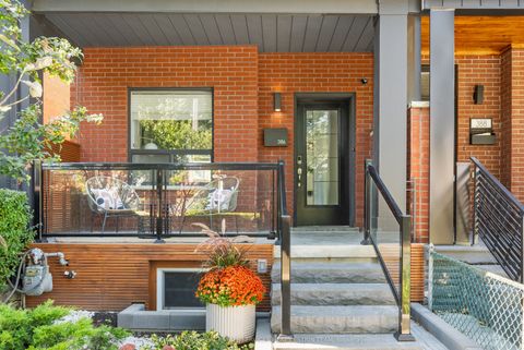 Photo of 386 Crawford Street, Toronto, ON M6J 2V7 (MLS # C12441190)