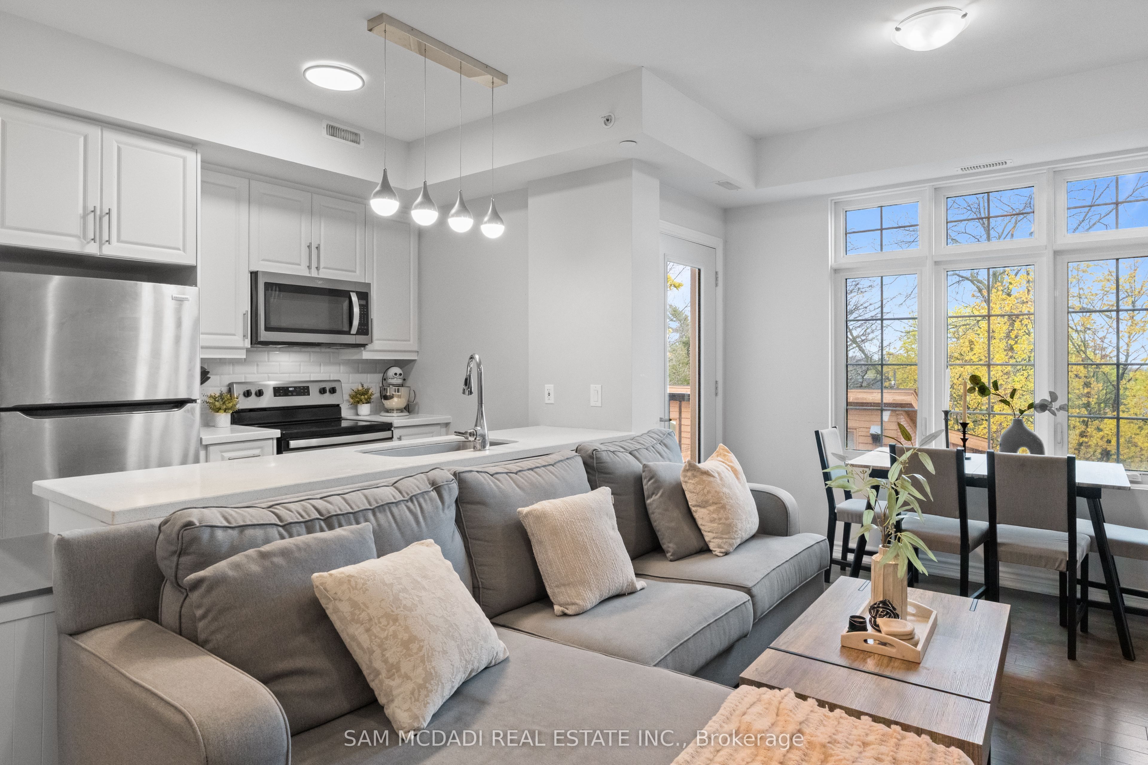215 Broadway Street 308
