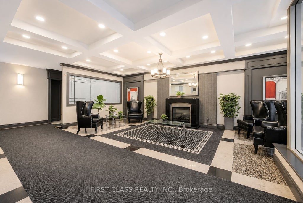 Photo of 91 Townsgate Drive #106, Vaughan, ON L4J 8E8 (MLS # N13629920)