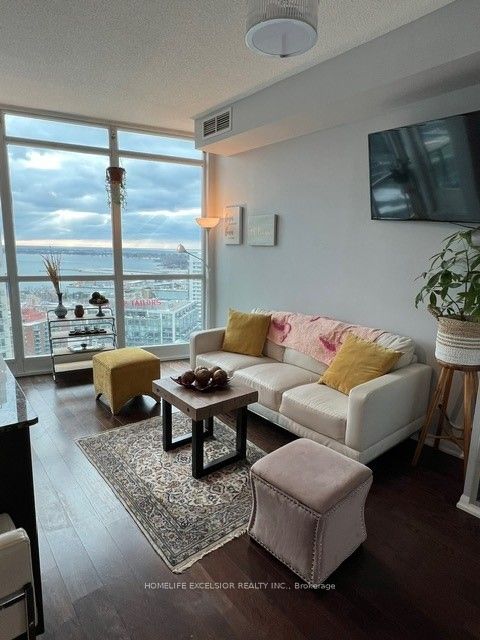 Photo of 215 Fort York Boulevard SE #2903, Toronto, ON M5V 4A2 (MLS # C13525062)
