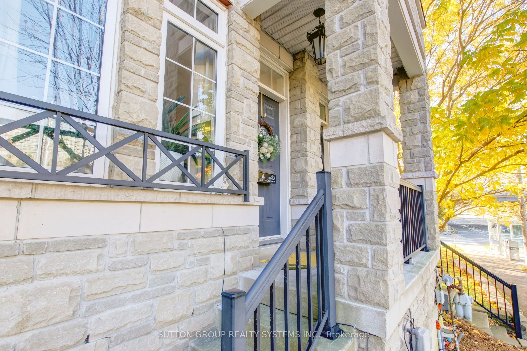 119B The Queensway N/A 85