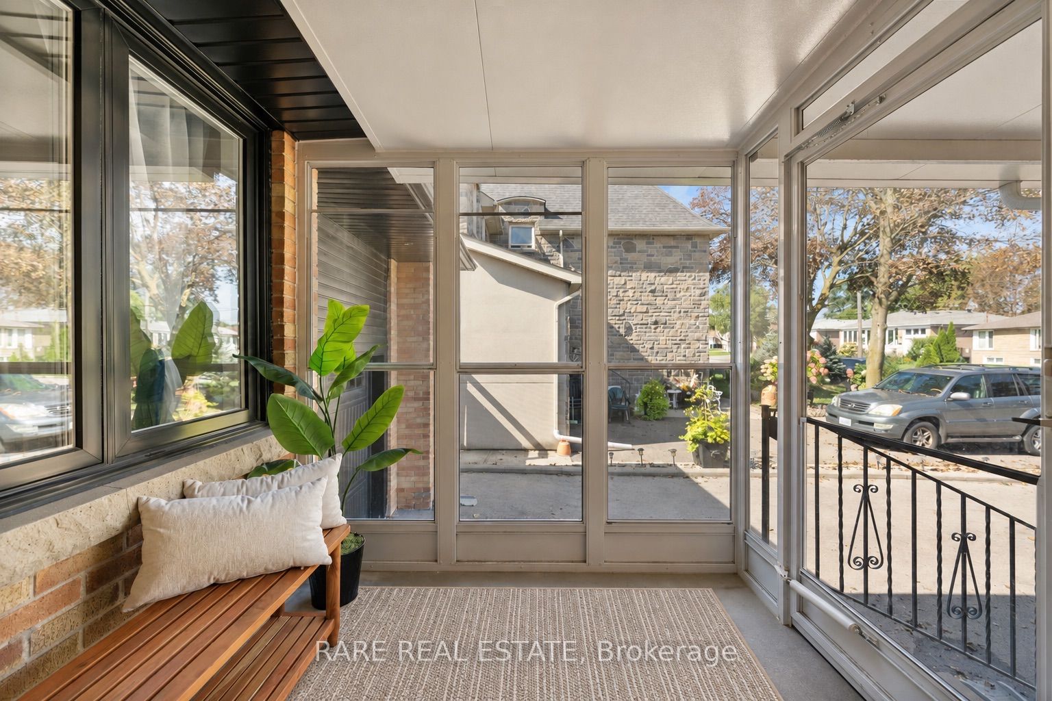 35 Kennard Avenue