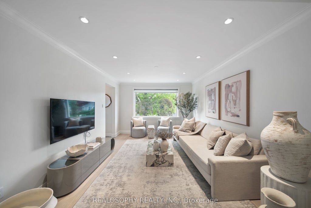 Photo of 69 Squires Avenue, Toronto, ON M4B 2R7 (MLS # E13445808)