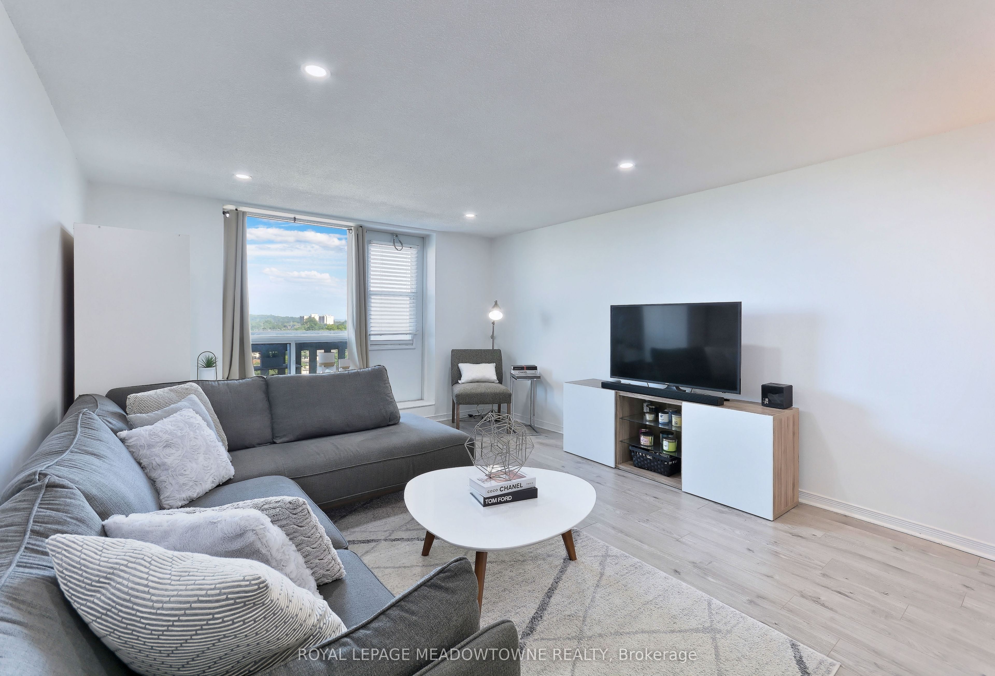 6720 Glen Erin Drive 701