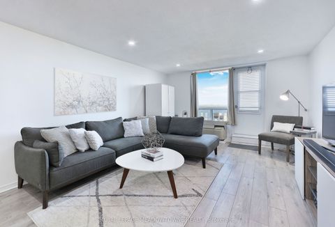 6720 Glen Erin Drive 701 Mississauga ON L5N 3K8