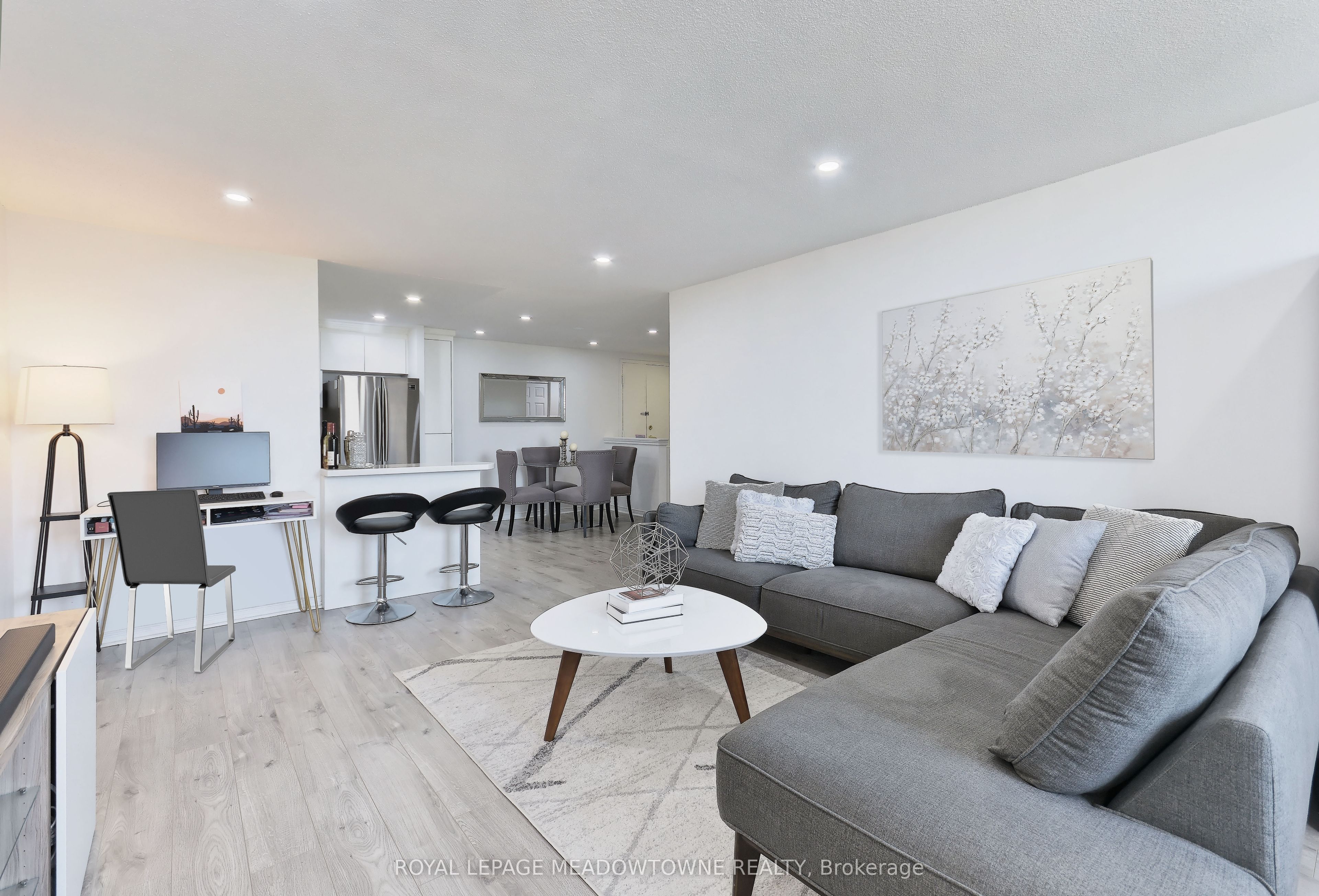 6720 Glen Erin Drive 701