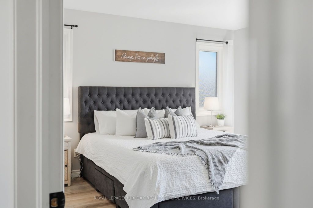 Photo of 401 Lighthouse Drive, Haldimand, ON N1A 2W6 (MLS # X13050650)