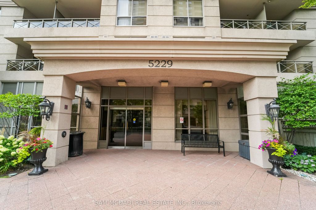 Photo of 5229 Dundas Street W #2002, Toronto, ON M9B 6L9 (MLS # W12674050)