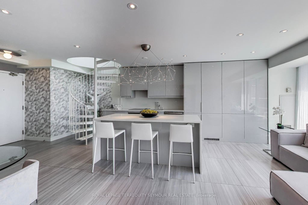 Photo of 77 Lombard Street #PH3, Toronto, ON M5C 3E1 (MLS # C13435138)